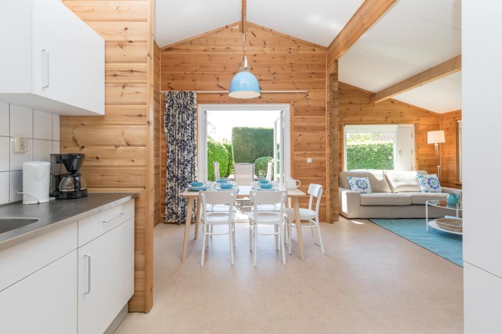 Beach Rentals - Beachpark Renesse room 4