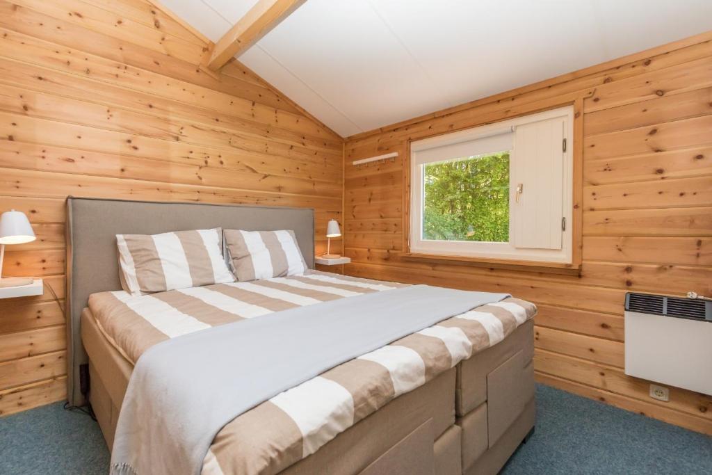 Beach Rentals - Beachpark Renesse room 6